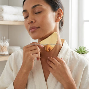 Outil facial Gua Sha de luxe en laiton massif, planche ergonomique en métal doré pour sculpter le visage, masseur de drainage lymphatique, vente en gros - Product Image 2