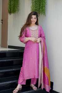 Ensemble haut et bas en viscose brodée KF 4093 pour femmes, avec doublure en coton et dupatta jacquard, tenue traditionnelle indienne pour les fêtes - Product Image 5