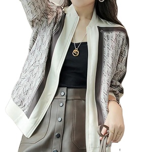 เสื้อโค้ทแฟชั่นคอตั้งมีซิปพิมพ์ลายตัวอักษรเสื้อแจ็คเก็ตลำลองใหม่สำหรับ2025ฤดูใบไม้ร่วงฤดูหนาว - Product Image 1