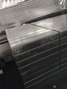 Cannelle de câblage galvanisée pour la transmission d'énergie électrique : type cheminée ignifugée par pulvérisation - Product Image 5