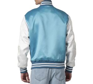 Blouson bomber satiné bleu ciel clair pour homme avec manches blanches, boutons-pression personnalisés sur le devant, patchs en sergé et logo en lettres chenille - Product Image 4