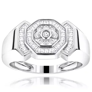 Bague de luxe pour homme EtherStar 1.00ct en or avec diamant de laboratoire, motif octogonal, baguette conique, grappe ronde et bande signet - Product Image 2