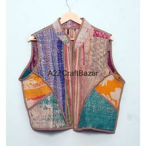 Chaqueta Acolchada Hecha a Mano 100% Algodón con Estampado Floral, Diseño Vintage, Tela Transpirable, Botones Forrados, Mangas Medias - Para Todas las Estaciones - Product Image 6