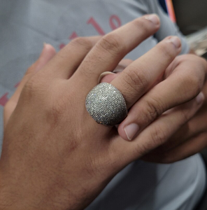 Anillo para hombre de moissanita con corte esmeralda, estilo hip hop audaz, banda cuadrada llamativa, plata maciza con engaste de garra, joyería con brillo de diamante de laboratorio - Product Image 1