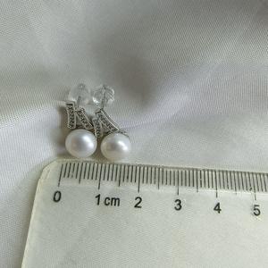 Perles d'eau douce de haute qualité à huit caractères, incrustées d'or 14 carats, boucles d'oreilles simples et élégantes de 8 à 9 mm pour femmes - Product Image 4