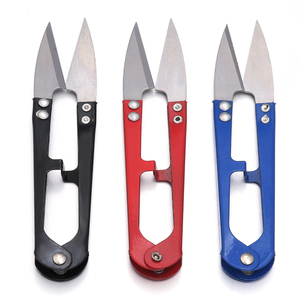 Tijeras de primavera 6 en 1: Tijeras pequeñas en forma de U para punto de cruz, cortadores de hilo y cordón para el hogar, tijeras de costura para tela. ¡Oferta caliente! - Product Image 6