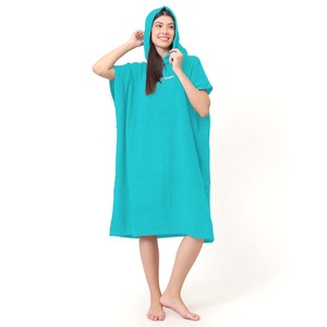 Peignoir de plage en tissu éponge 100% coton de haute qualité pour usage extérieur, logo personnalisé, peignoirs de plage 100% coton à vendre, fournisseur en Inde. - Product Image 2