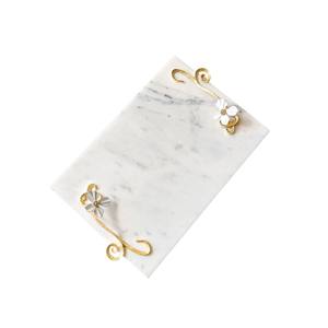 Plateau de service rectangulaire blanc en marbre naturel, design moderne, écologique, pour mariage, avec poignées en métal doré à motif floral, fait main - Product Image 1