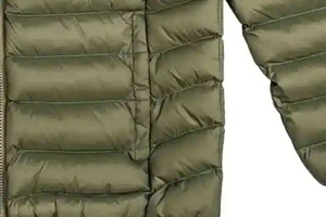 Chaqueta de Plumón con Capucha para Hombre, Color Verde Oliva, Cierre de Cremallera, Cortavientos, Informal, para Invierno, Corte Regular, Color Sólido, Exterior de Poliéster - Product Image 3