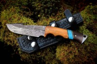Couteau de chasse industriel OEM fait main DIY, en acier Damas, manche bois et résine, pointe clip, 9 pouces de longueur totale, étui en cuir