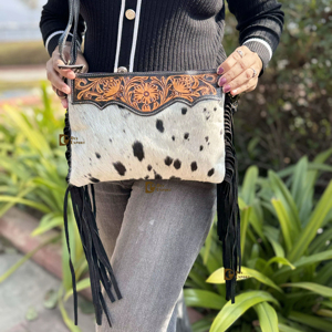 Bolso de Hombro de Cuero con Flecos, Diseño Artesanal, Estilo Bohemio, Vintage, Hecho a Mano, con Pelo de Vaca, Último Modelo - Product Image 1