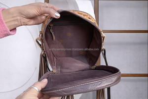 Nouveauté Sac bandoulière en cuir travaillé à la main Gypsy Boho Dernier créateur Fait main Style occidental Couleur marron Sacs multi-usages - Product Image 5