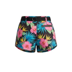 ชุดบิกินี่ลายดอกไม้ 2 ชิ้น สไตล์เซ็กซี่สำหรับสาวๆ รุ่นฮิตปี 2026 ประดับคริสตัลด้านหน้า ผลิตจากโพลีเอสเตอร์ 100% แบบไร้สายหลัง ไซส์พลัส เหมาะสำหรับใส่ไปทะเล - Product Image 4