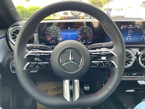 2025 Merced es Ben z A Class A200 AMG GCC Specs 199hp 5Seater Petrol 1499cc 3Cylinder left hand Automatic Transmission - Product Image 4