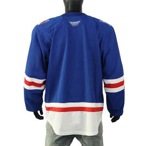 Uniforme de Hockey en Blanco con Bordado de Nombre y Número del Equipo, Estilo Jersey de Patinaje sobre Hielo, con Cordones y Rayas Azules - Product Image 2