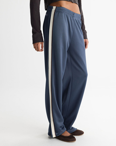 Women's Custom Design Solid Colour Side Lined Contrast ODM Women's Track Pants Mid Waist Loose Soft Fabric Premium Quality - Product Image 1