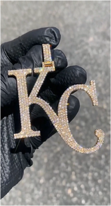 จี้เพชรโมอิสซาไนต์แท้ทรง CONCEPTION แบบกำหนดตัวอักษรได้ ชุบทองคำขาว 14K เงินแท้ สำหรับผู้หญิง สไตล์ฮิปฮอป GRA - Product Image 2