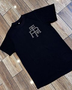 เสื้อยืดโอเวอร์ไซส์ผ้าฝ้ายแฟชั่นสตรีทแวร์ทรงบ็อกซี่ลายโลโก้ประดับเพชรแบบใหม่สำหรับผู้ชายใส่หน้าร้อน - Product Image 3