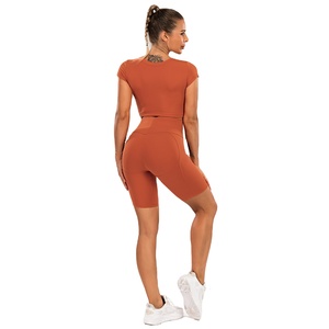 Ensemble de sport côtelé sans couture pour femme, personnalisable en gros, idéal pour la course, le fitness et le yoga - Product Image 5