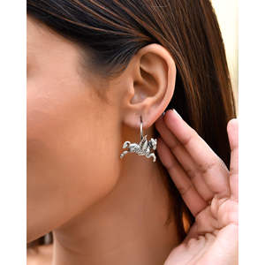 Pendientes de Plata con Diseño de Caballo de Moda para Mujer Meera Jaipur - Product Image 3