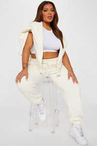 Conjunto Deportivo Y2K con Pedrería, Sudadera con Capucha y Pantalones Acampanados, Estilo Urbano - Product Image 6