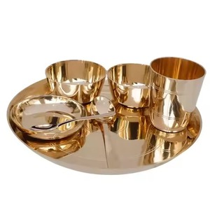 Service de table indien classique en laiton Thali – Assiettes, bols, cuillères, tasses – Vaisselle traditionnelle en gros pour hôtels - Product Image 4