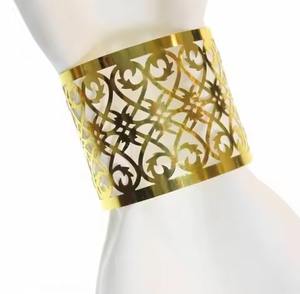 Anneau de serviette en métal élégant pour la décoration de table, idéal pour les dîners raffinés, les réceptions de mariage et les banquets - Product Image 1