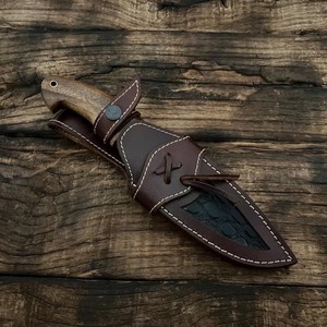 Cuchillo de caza Bushcraft hecho a mano en Damasco |   Cuchillo de Supervivencia para Campismo y Actividades al Aire Libre con Mango de Madera y Hoja de Punta Caída - Product Image 6
