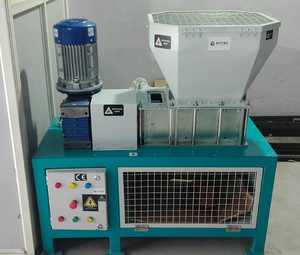 Trituradora Hidráulica de Plástico, 10 kW de Potencia, Profundidad Máxima de Corte de 35 mm, 80-100 kg/h - Product Image 1