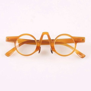 Lunettes de soleil carrées tendance sans monture en corne de buffle, faites à la main, personnalisées pour hommes et femmes - Product Image 3