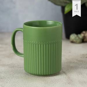 Taza de Café de Cerámica con Diseño Floral Rojo, Acabado Brillante, Construcción Duradera, Asa Cómoda, Perfecta para Té, Café, Regalo para el Hogar - Product Image 2