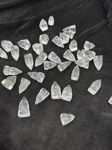 Vente en gros de sculptures en quartz cristal transparent Sphatik Shree Yantra, figurine porte-bonheur Feng Shui, artisanat fait main, spirituel - Product Image 5