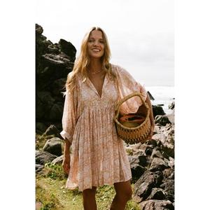 Vestido Casual de Verano Hecho a Mano con Estampado Floral Bohemio, Cuello en V, Mangas Abullonadas, Cintura Natural, Mini, Ecológico y Transpirable, Venta al Por Mayor - Product Image 1