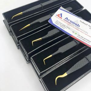 Pince à épiler professionnelle d'extension de cils en acier inoxydable de haute qualité en or noir pointe en fibre pointue-cils en gros - Product Image 6