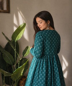 <b>Teal</b> floral printed cotton <b>top</b> <b>Women</b> casual ethnic wear Loose fit all seasons <b>top</b> India Pakistan style salwar 86227 SI:-405 - Product Image 2