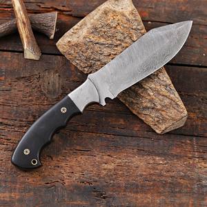 Cuchillo Bowie de Hoja Fija de Acero de Damasco Forjado a Mano con Funda, Cuchillo de Caza y Camping OEM Personalizado de Espiga Completa con Mango de Micarta - Product Image 4