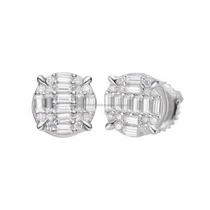 Boucles d'oreilles clous en moissanite ronde taille baguette, argent sterling 925, bijoux de luxe modernes pour femmes - Product Image 1