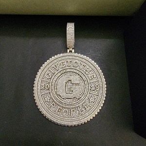 Pendentif Thème G Glaçé Très Demandé, Plaqué Or Rose, Moissanite Micro-Pavée Personnalisée, Charme Unisexe de Luxe, Style Hip Hop, Pour Usage Quotidien - Product Image 3