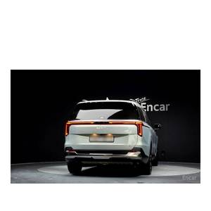 Kia Carnival HEV Signature 2024 de 7 Plazas con Asientos de Cuero, Caja de Cambios Automática, Cámara Trasera, 32,872 km, Volante a la Izquierda - Product Image 3