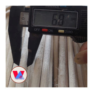 Material de ratán flexible premium, núcleo de ratán natural, caña redonda para la fabricación de muebles de mimbre, suministros para la elaboración de cestas, Vietnam - Product Image 1