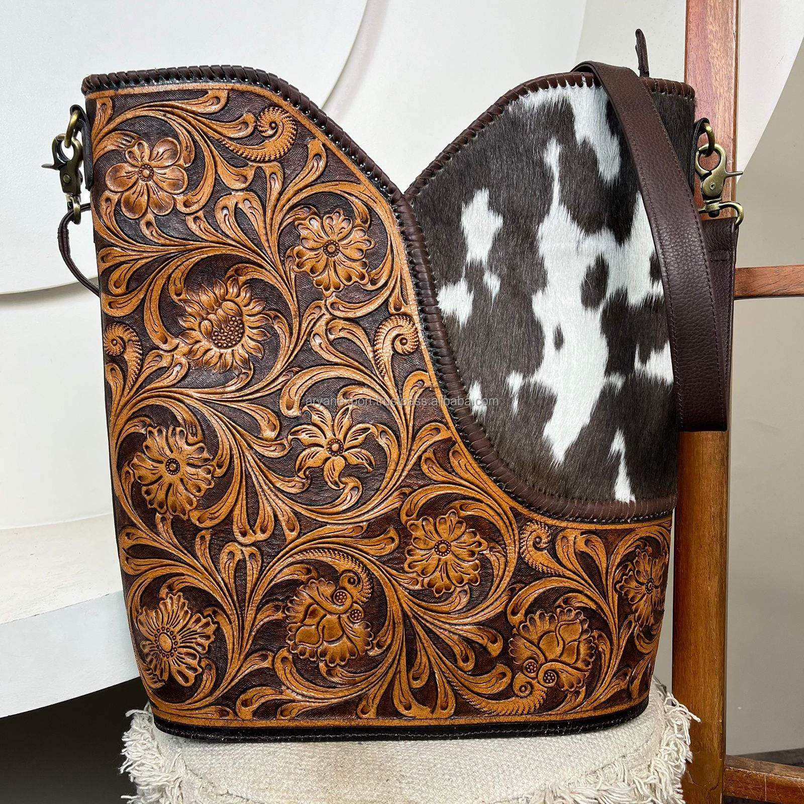 สีน้ำตาล