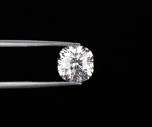 Diamant solitaire de 2,07 carats, taille tartan CVD, cultivé en laboratoire, sans conflit, certifié IGI, couleur E, cadeau personnalisé, fait main, pour fiançailles - Product Image 1