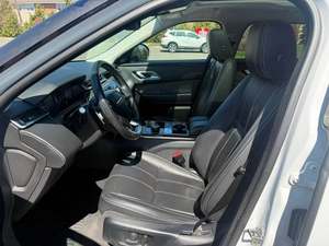 SUV de luxe de taille moyenne 2020 P340 AWD - Product Image 6
