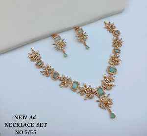 Fancy Collection High Quality Gold Plated Geometric Claw Setting Classic Wedding Women's Kundan Pearl Necklace Earring <b>Set</b> - Product Image 2