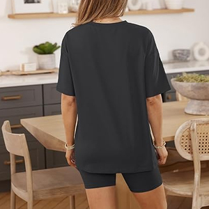 Conjunto de Dos Piezas de Ropa Casual para Mujer, Camiseta Holgada de Cuello Redondo y Pantalones Cortos de Ciclismo - Product Image 4