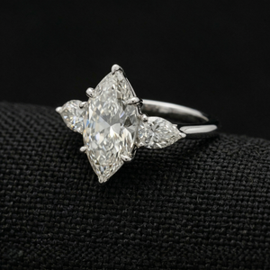 Anillo de Diamantes de Oro Blanco de 14K de Lujo con Certificado IGI Premium para Bodas, Compromisos, Fiestas y Celebraciones - Product Image 2