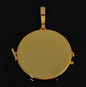 Colgante de Moissanita Personalizado de Gran Tamaño con Forma de Disco, Letra Personalizada, Plata 925, Lujo, Certificado IGI, Regalo Moderno para Hombres y Mujeres - Product Image 4