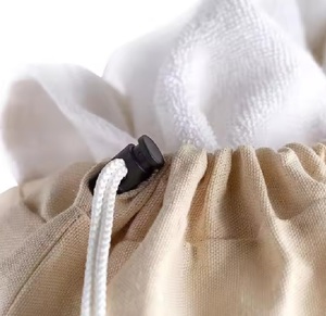 Bolsa de Lavandería con Cordón de Lona 100% Algodón, Resistente, Ecológica, Reciclable, Plegable, de Gran Capacidad, Personalizable para Uso en Hoteles, Marca Amana - Product Image 4