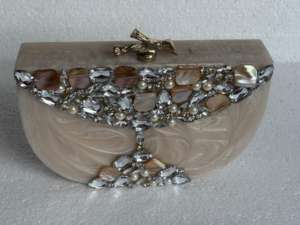 Bolso de Mano Ecológico de Lujo Adornado con Resina |   Bolso de noche clásico de moda con perlas y cristales |   Bolso de mano para bodas y fiestas - Product Image 4