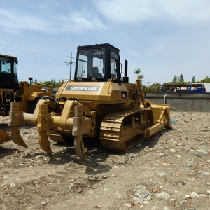 Bulldozer sur chenilles Caterpillar D6 d'<span class=keywords><strong>occasion</strong></span>, modèle 2023, capacité de bêchage de 3,8 m, puissance de 202 CV, pièces d'origine, faible nombre d'heures, performances stables - Product Image 3